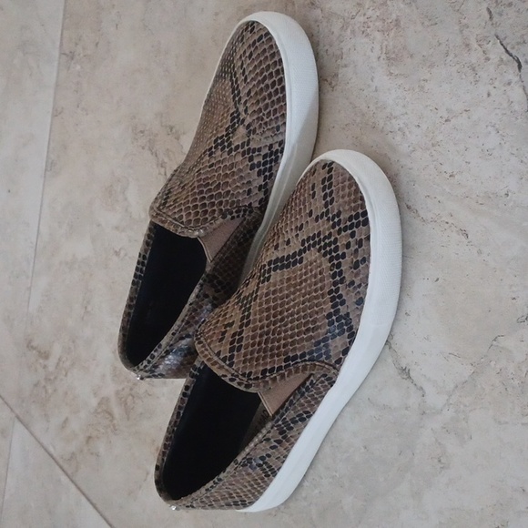 Steve Madden Symba Slip On Snakeskin Print Sneakers - Picture 1 of 9